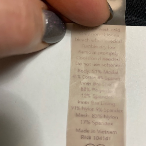 Calia by Carrie Underwood athletic top, XL - Picture 3 of 5